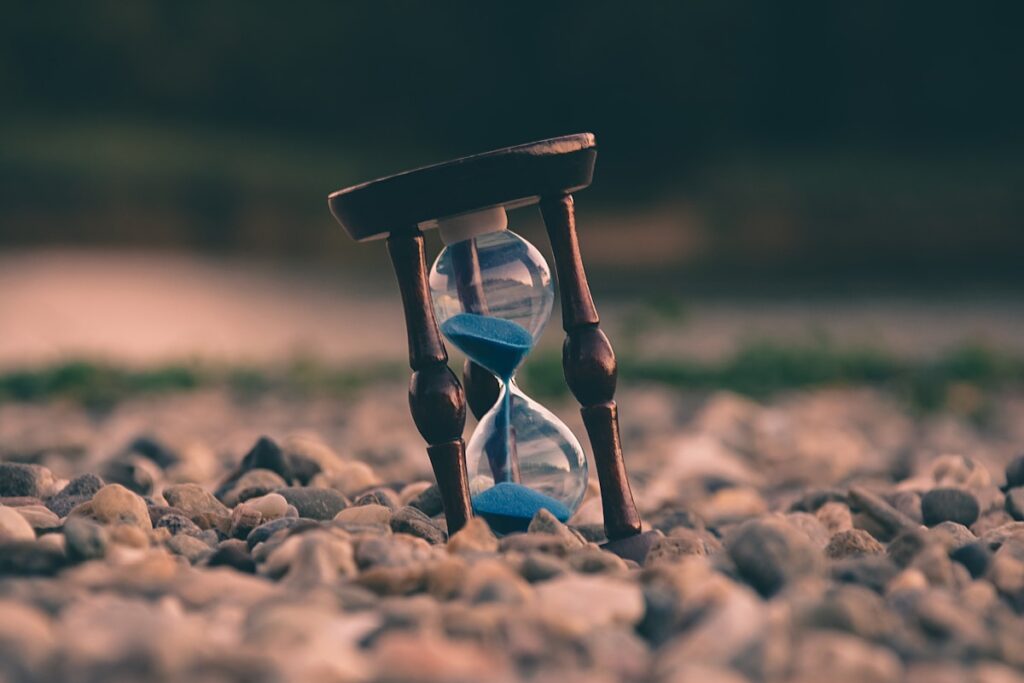 Clock representing the wait for AdSense approval